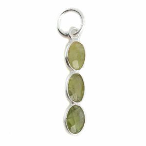 Colgante de Peridota 3 Piedras - Plateado - 20 x 4 mm