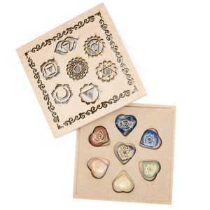 Set de Gemas Chakra en forma de Corazón en Caja