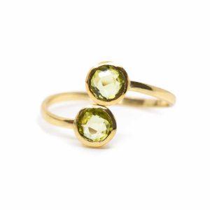 Anillo Piedra de Nacimiento Peridoto Agosto - Plata 925 y Chapado de Oro  - Ajustable